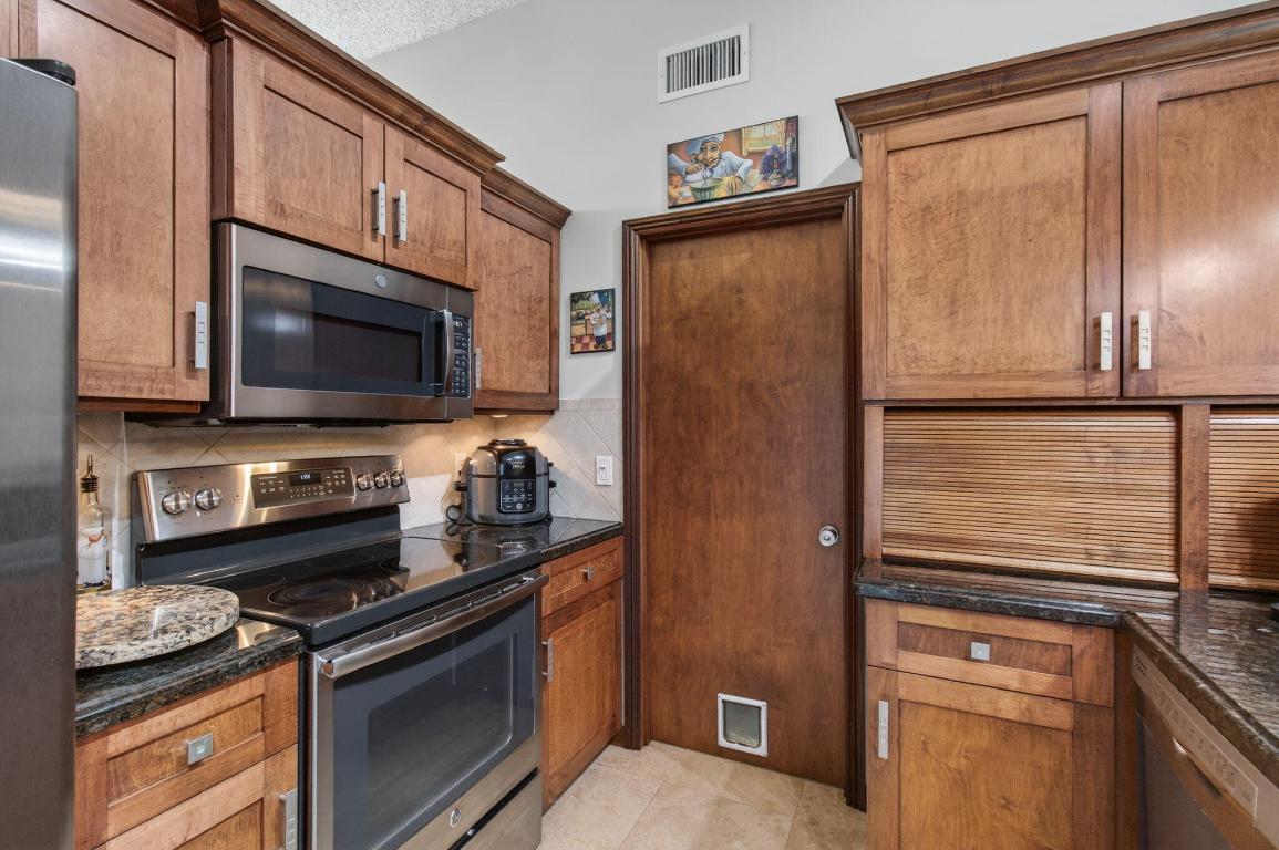 COUNTRY LANDING SEC 1 - Residential