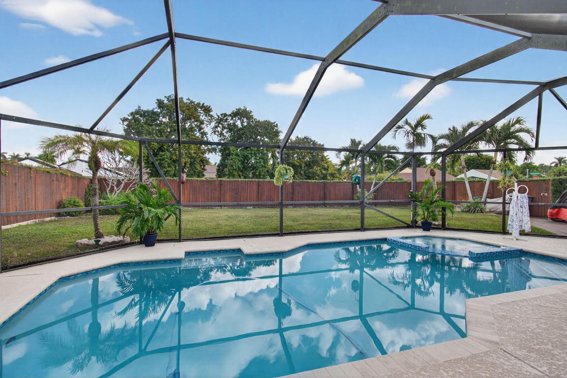 COUNTRY LANDING SEC 1 - Residential