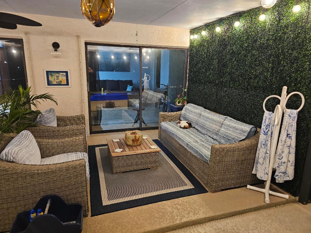 COUNTRY LANDING SEC 1 - Residential