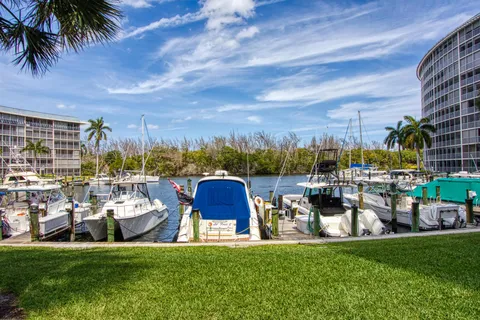 1301 E Hillsboro Boulevard Unit 103, Deerfield Beach, FL MLS: R11074340