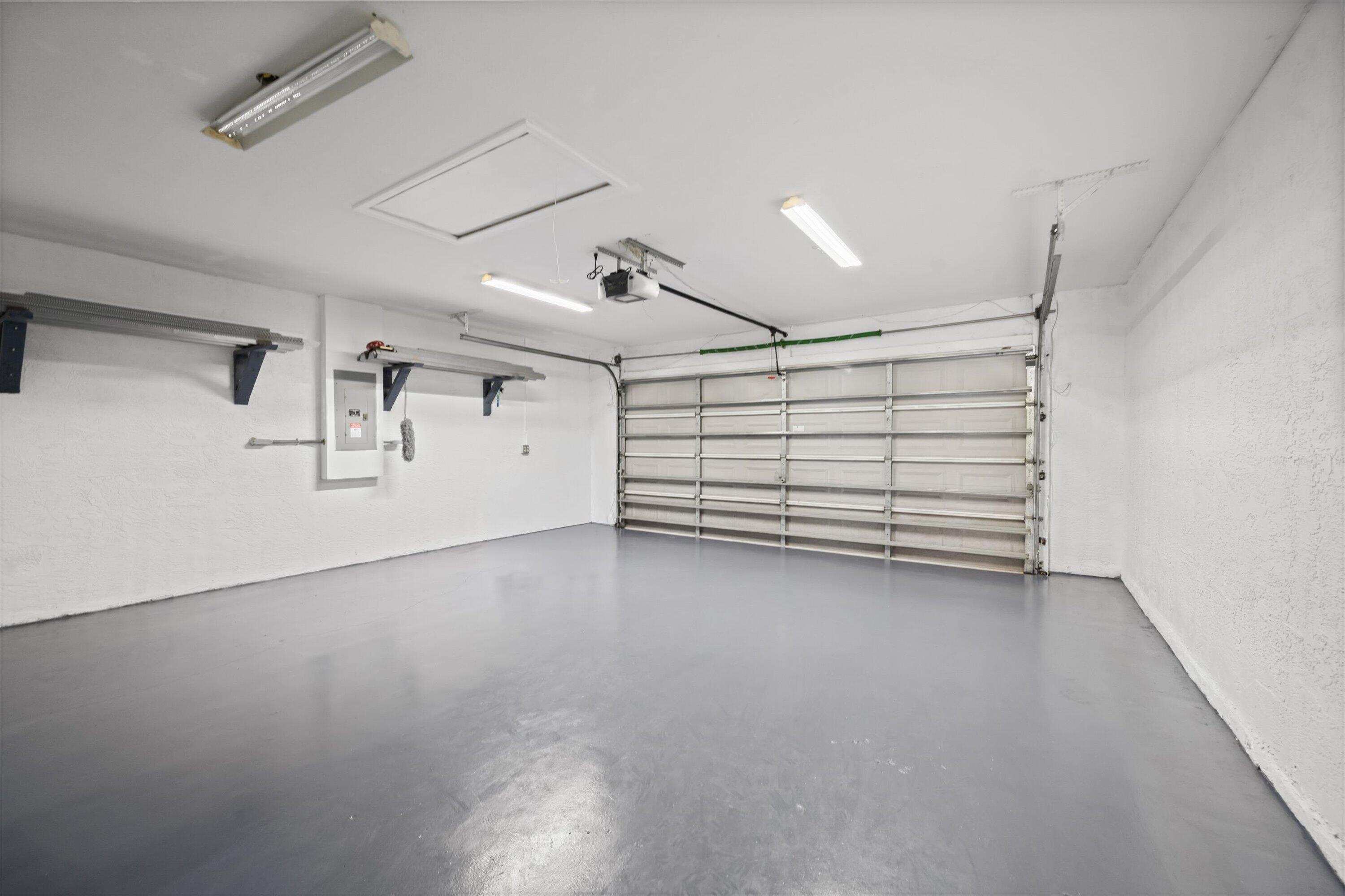 PORT ST LUCIE SECTION 44 - Residential Lease