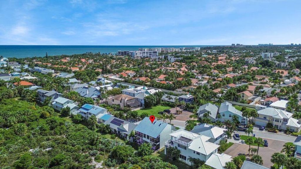 Photo of 703 Xanadu Place, Jupiter, FL 33477 (MLS # R11129817)