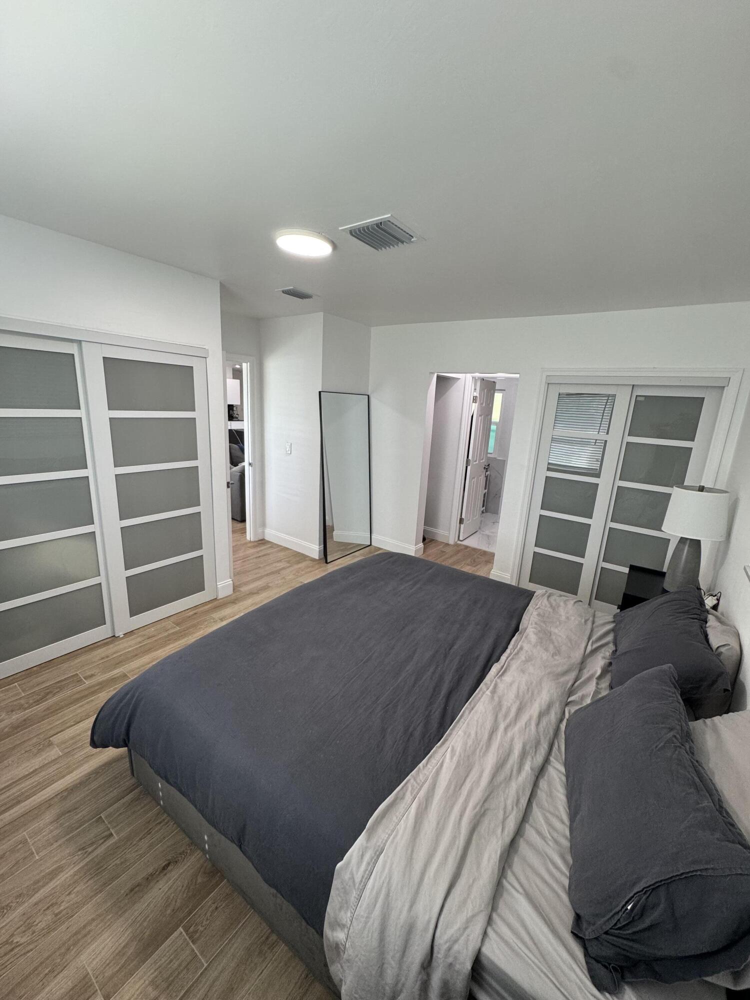 BOCA RATON SQUARE UNIT 1 - Residential