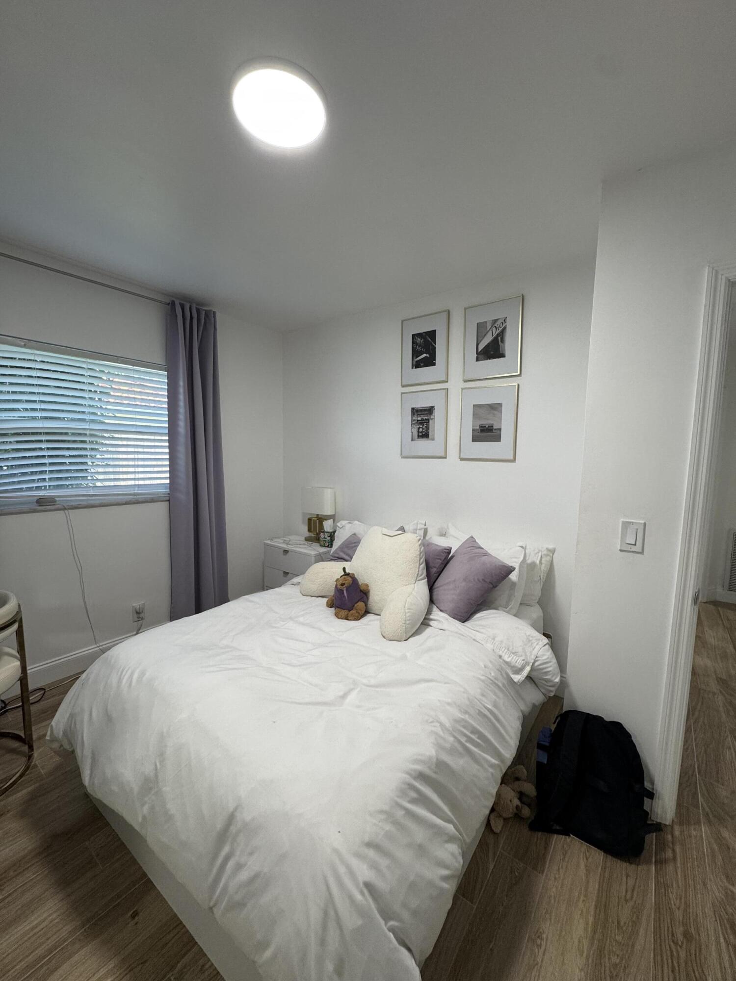 BOCA RATON SQUARE UNIT 1 - Residential