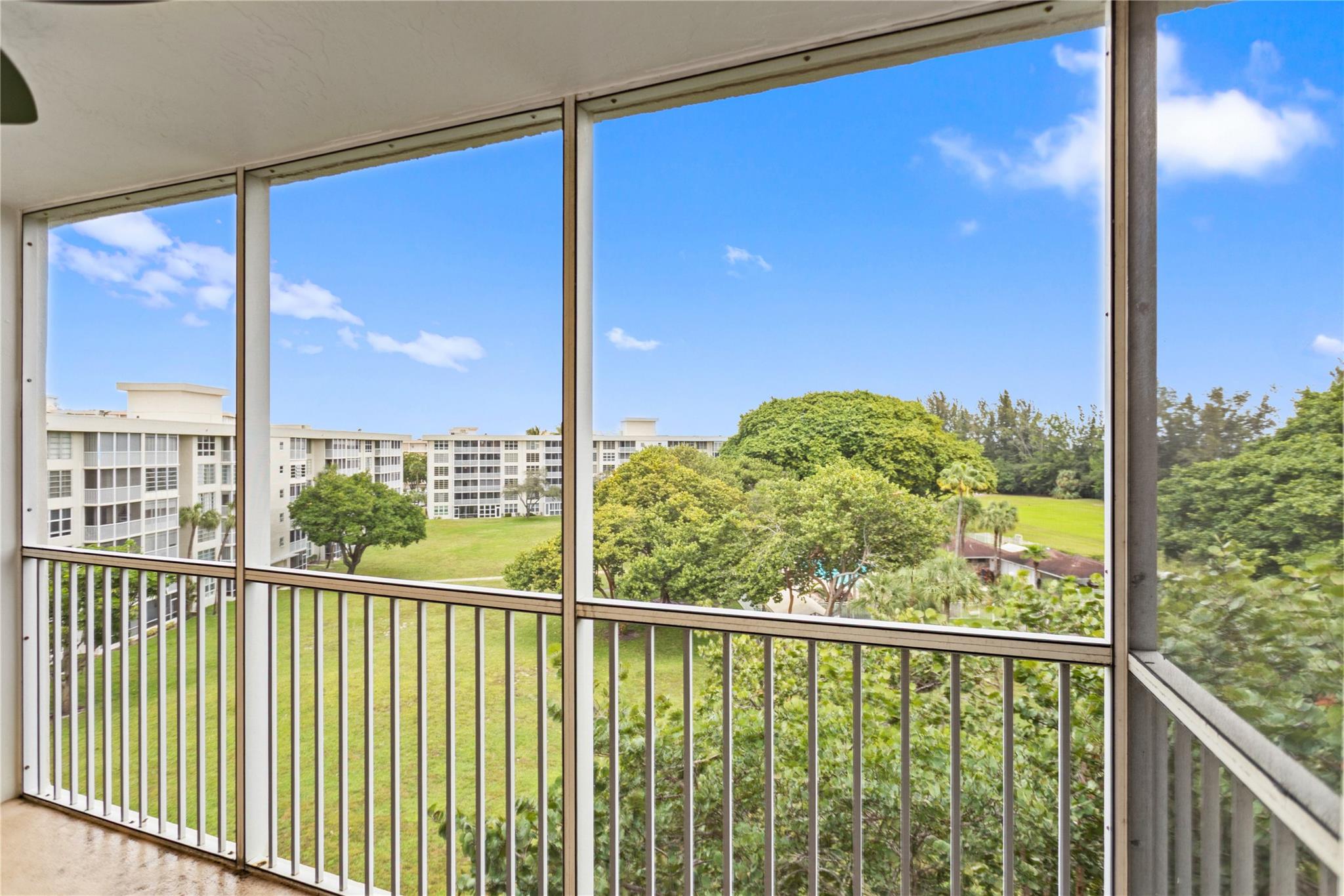 Palm Aire Country Club - Residential