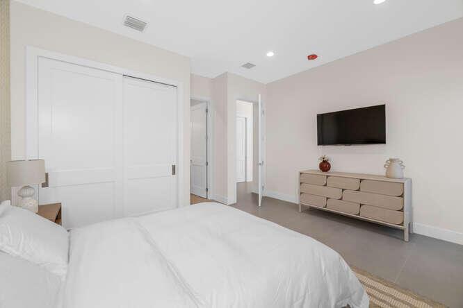 SADDLE TRAIL PARK OF WELL - Residential Lease