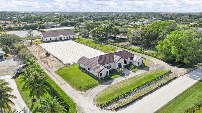 SADDLE TRAIL PARK OF WELL - Residential Lease