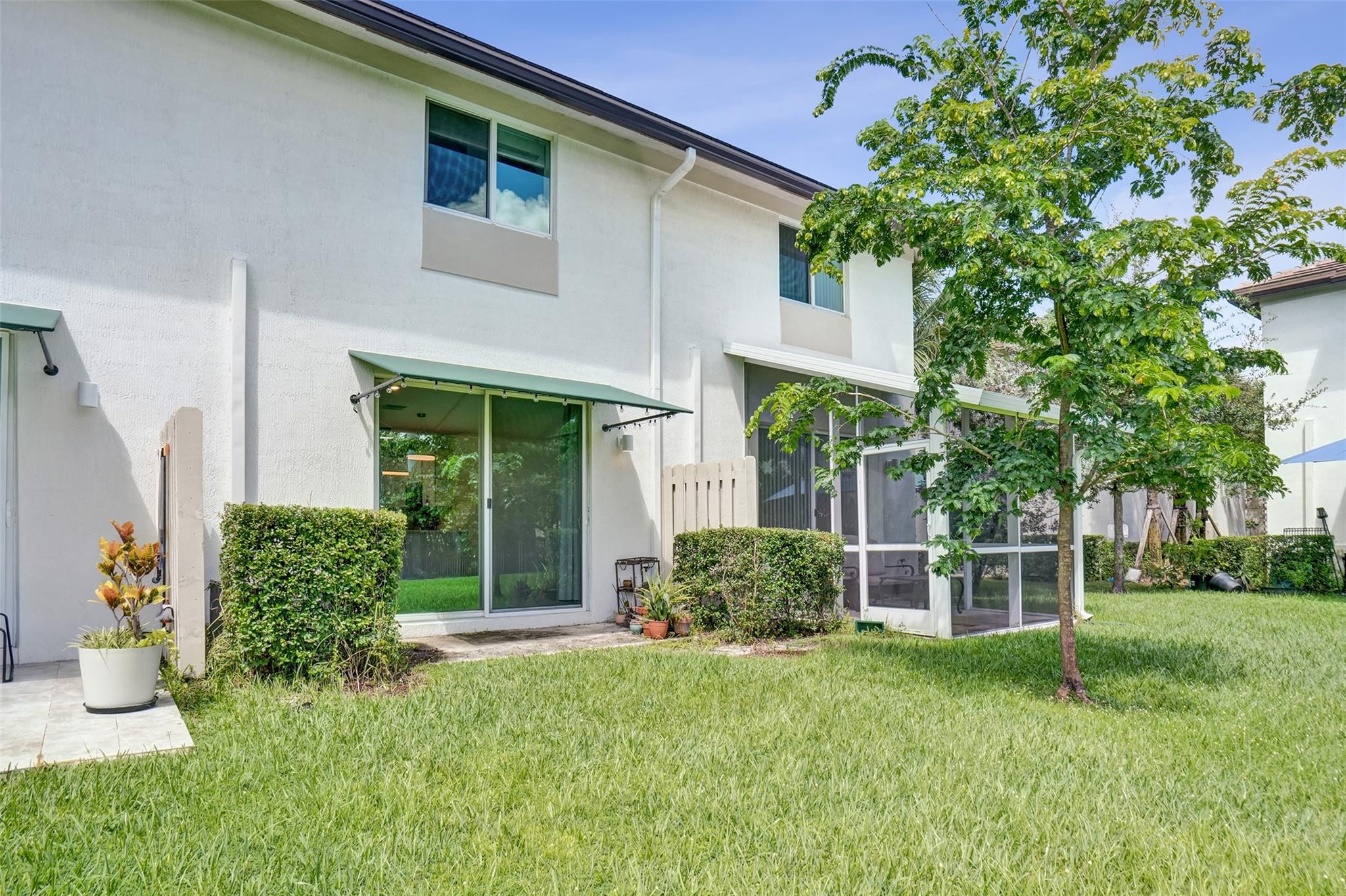 Emerald Isles 137-27 B - Residential Lease