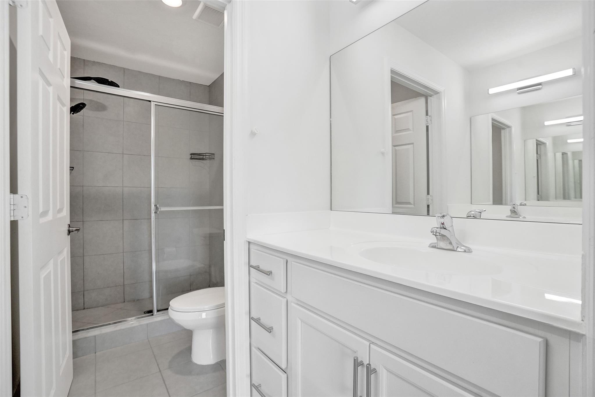 Emerald Isles 137-27 B - Residential Lease