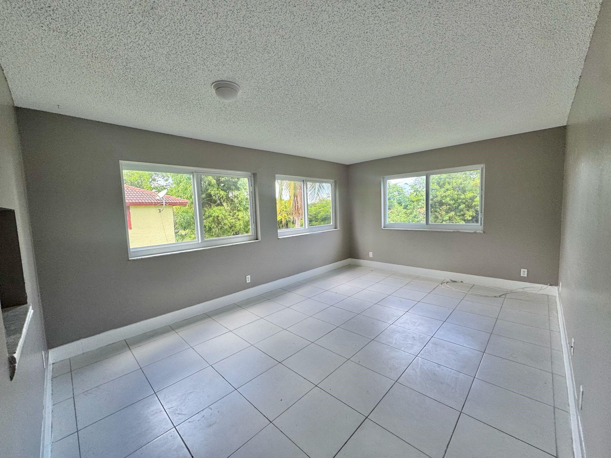 Castlewood 71-37 B - Residential Lease