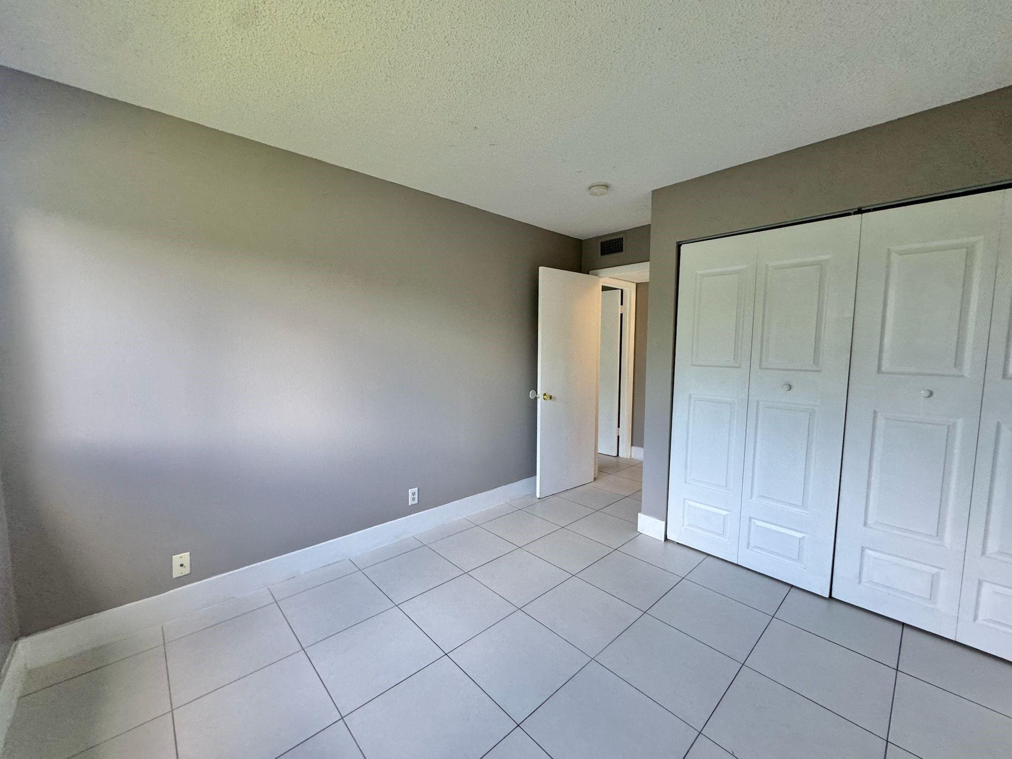 Castlewood 71-37 B - Residential Lease