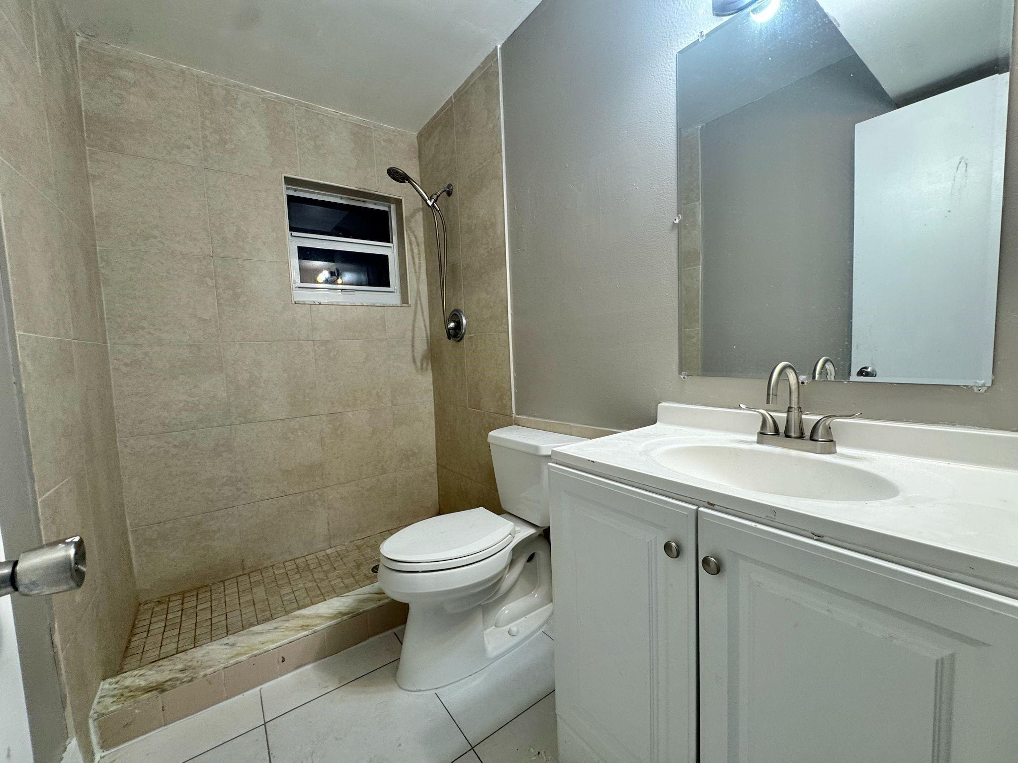 Castlewood 71-37 B - Residential Lease
