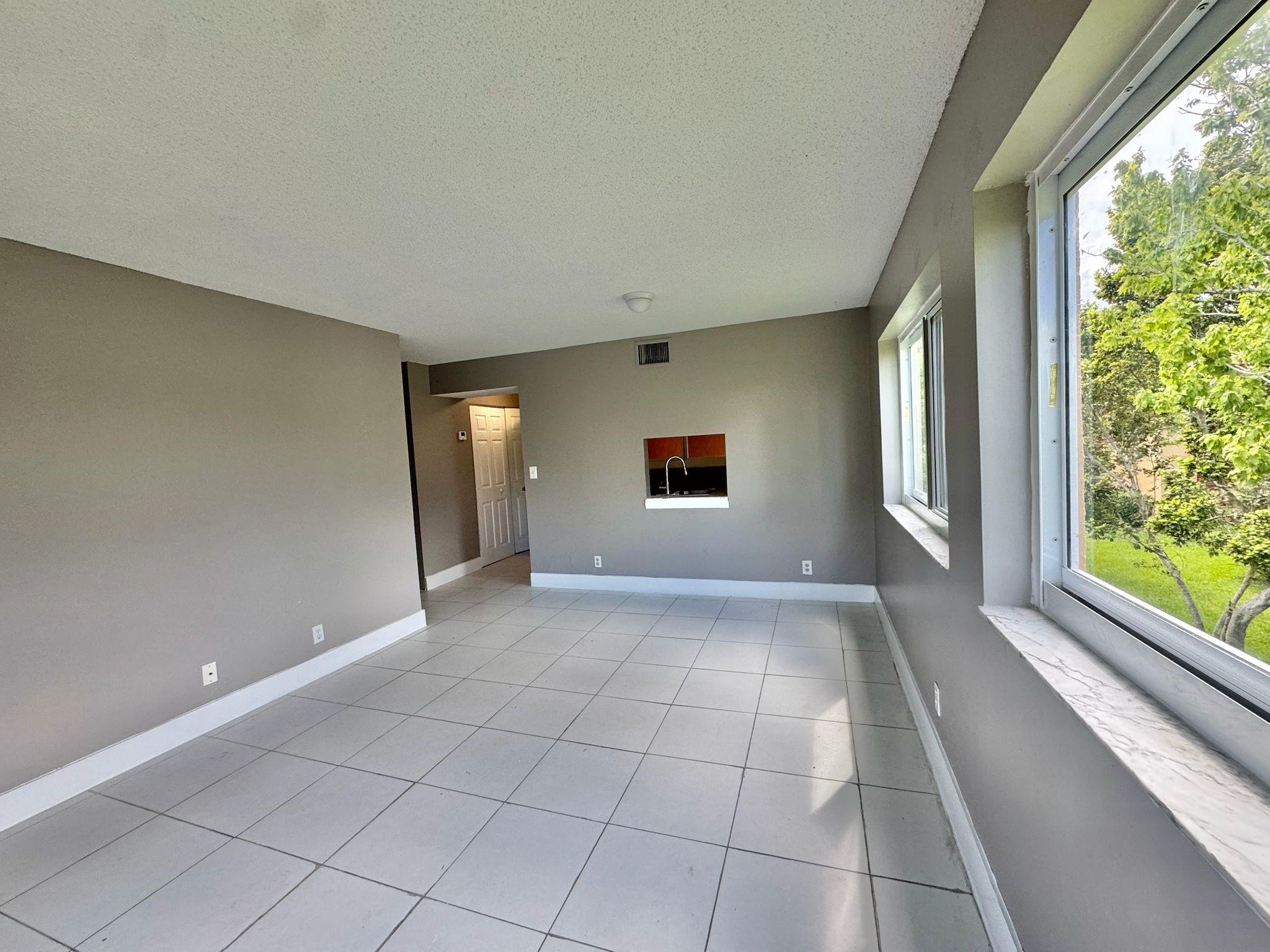 Castlewood 71-37 B - Residential Lease