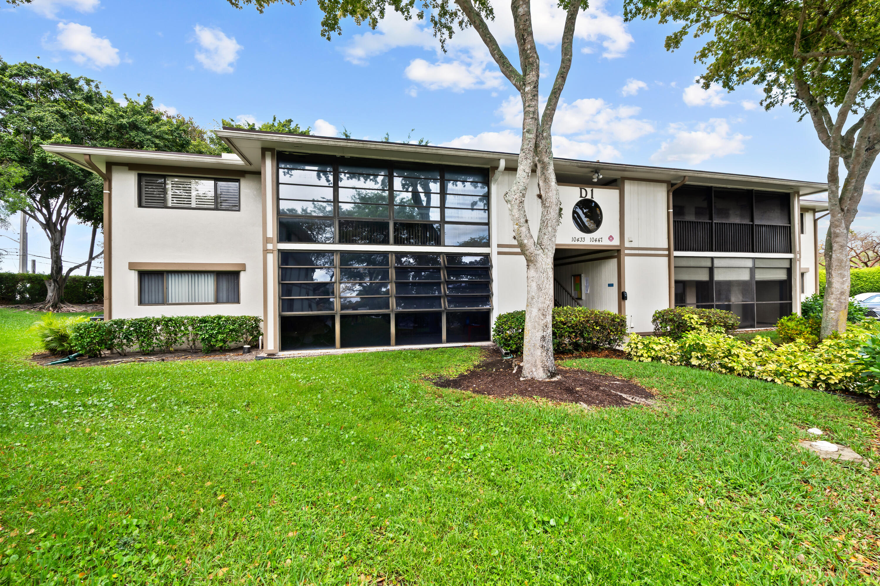 10443 E Clairmont Circle 203