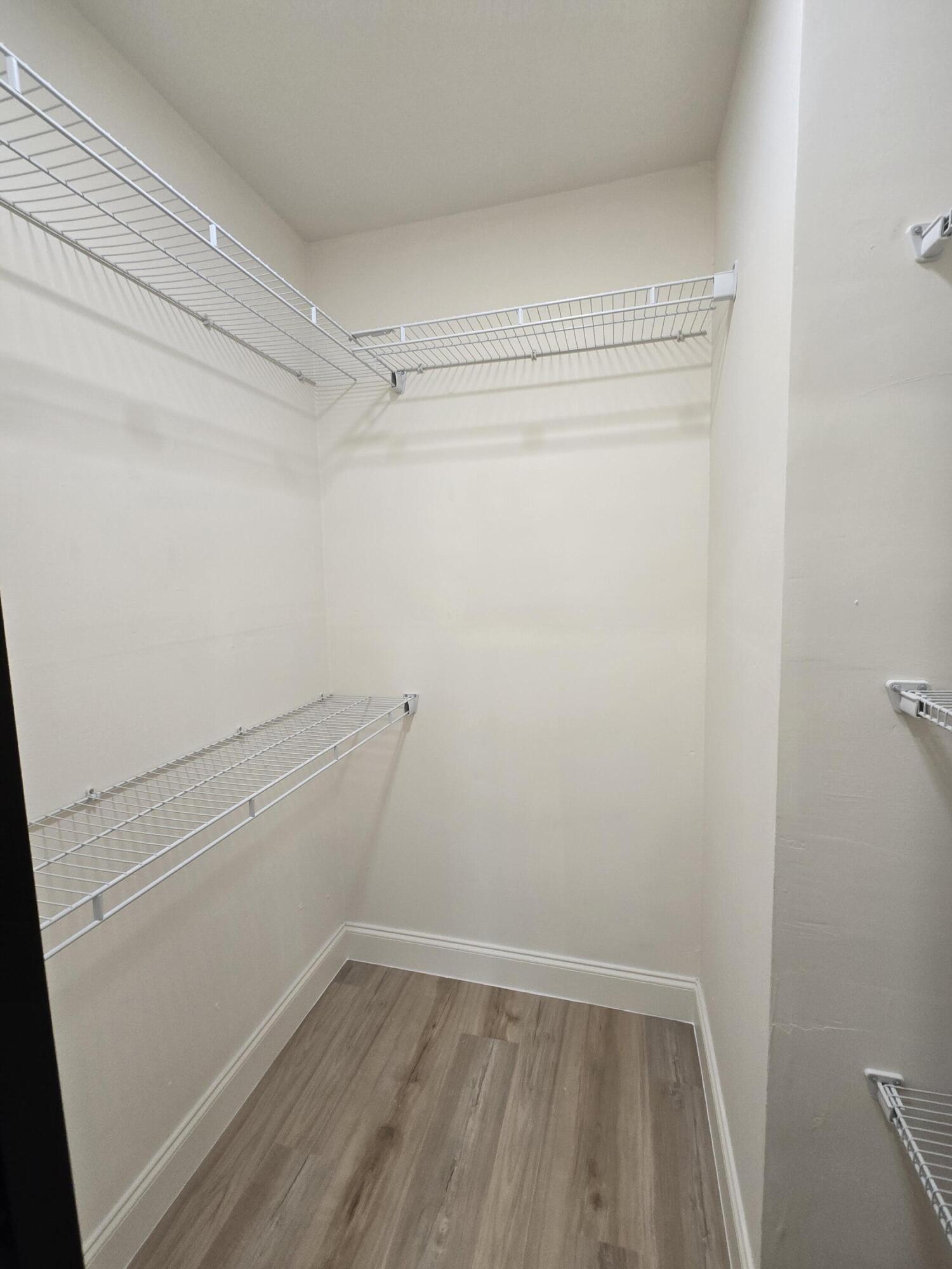 SUNRISE LAKES 19 CONDO - Residential