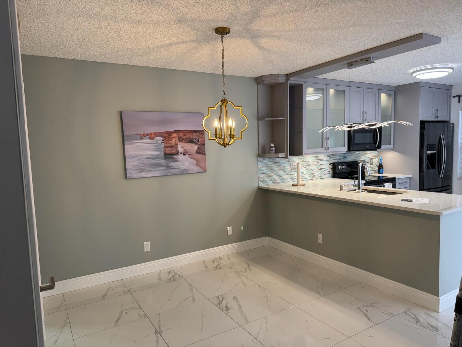 WELLESLEY AT LAKE CLARKE - Residential