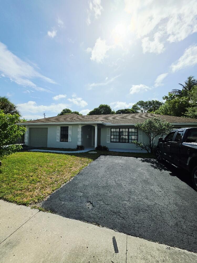 8-10 NE 9th Avenue
