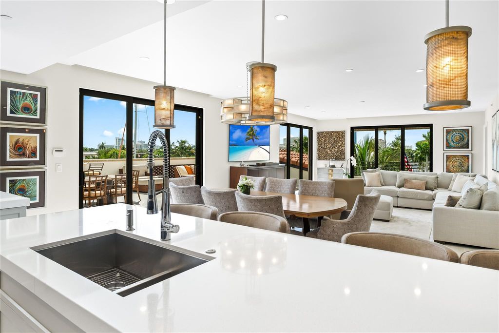 Photo of 1532 SE 12th St #PH-1, Fort Lauderdale, FL 33316 (MLS # F10527914)