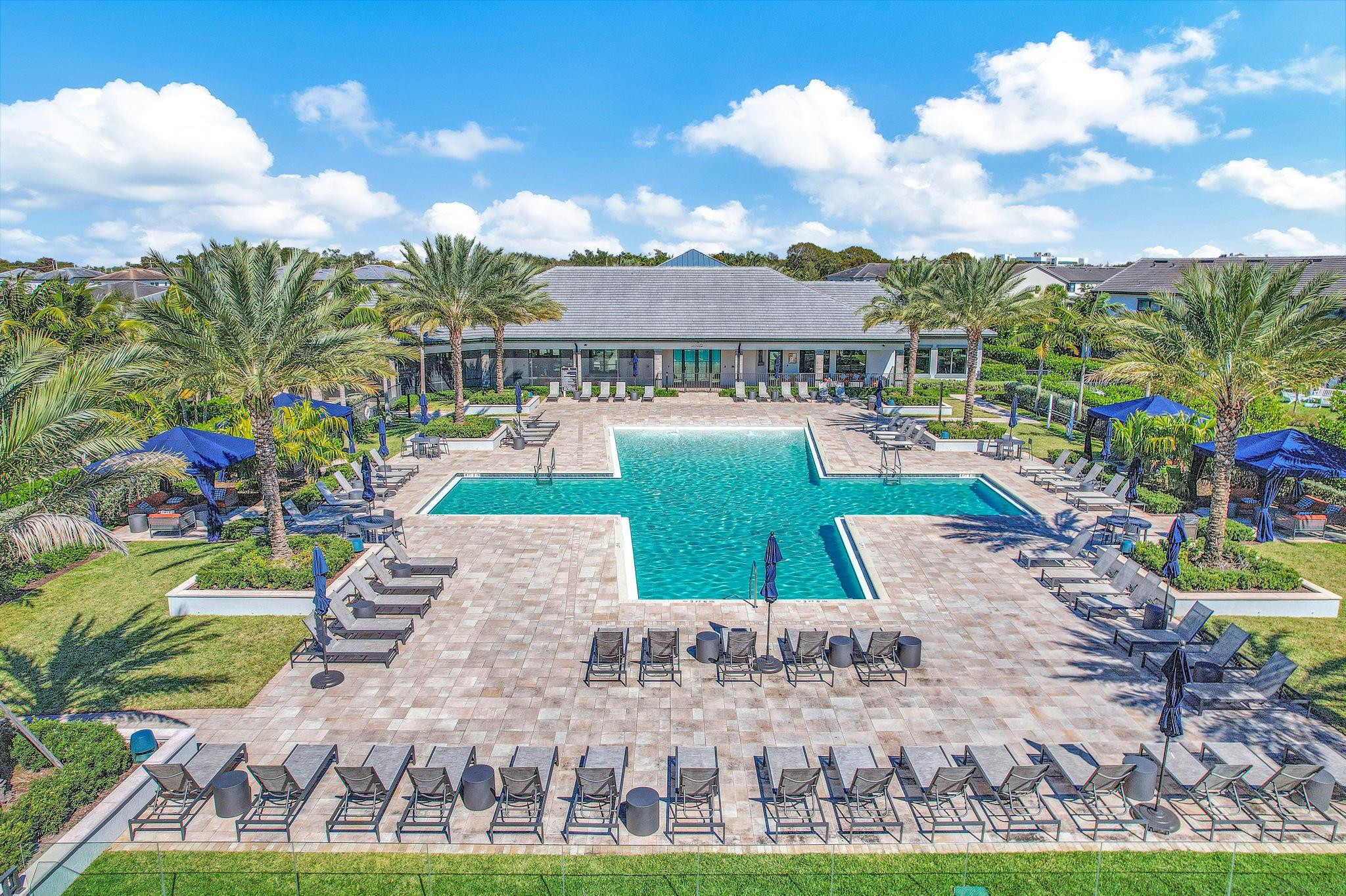 OAK TREE - Residential