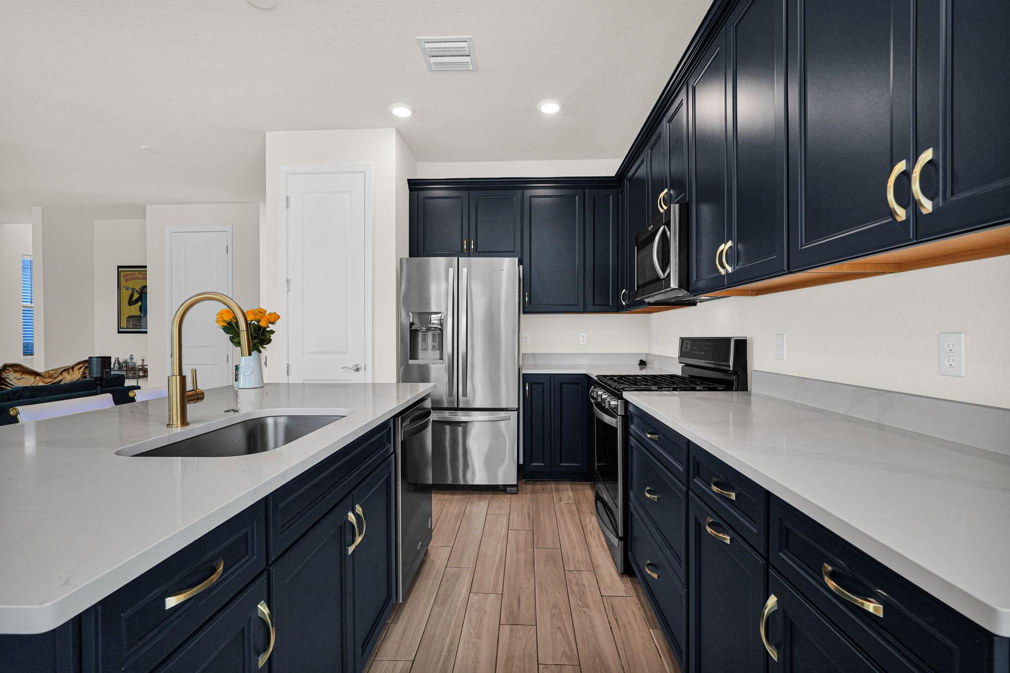 OAK TREE - Residential