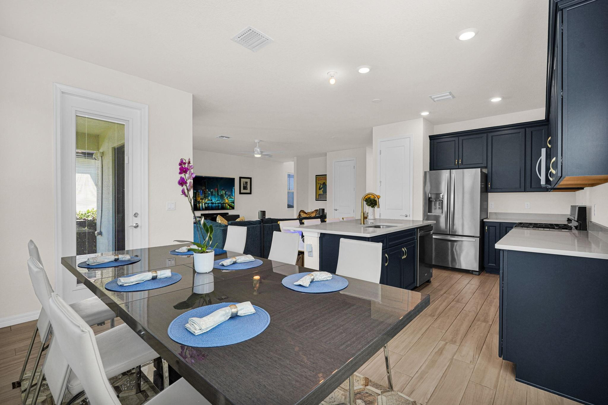 OAK TREE - Residential