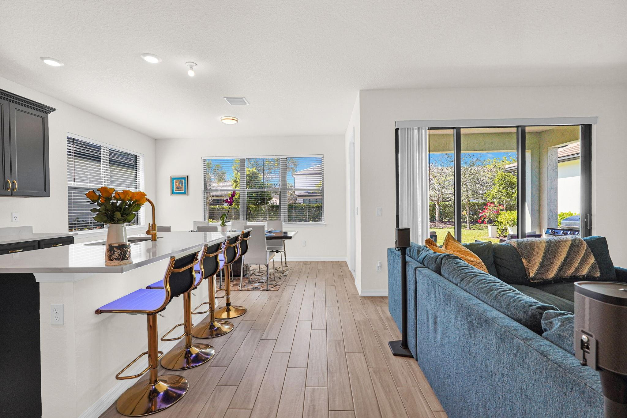 OAK TREE - Residential