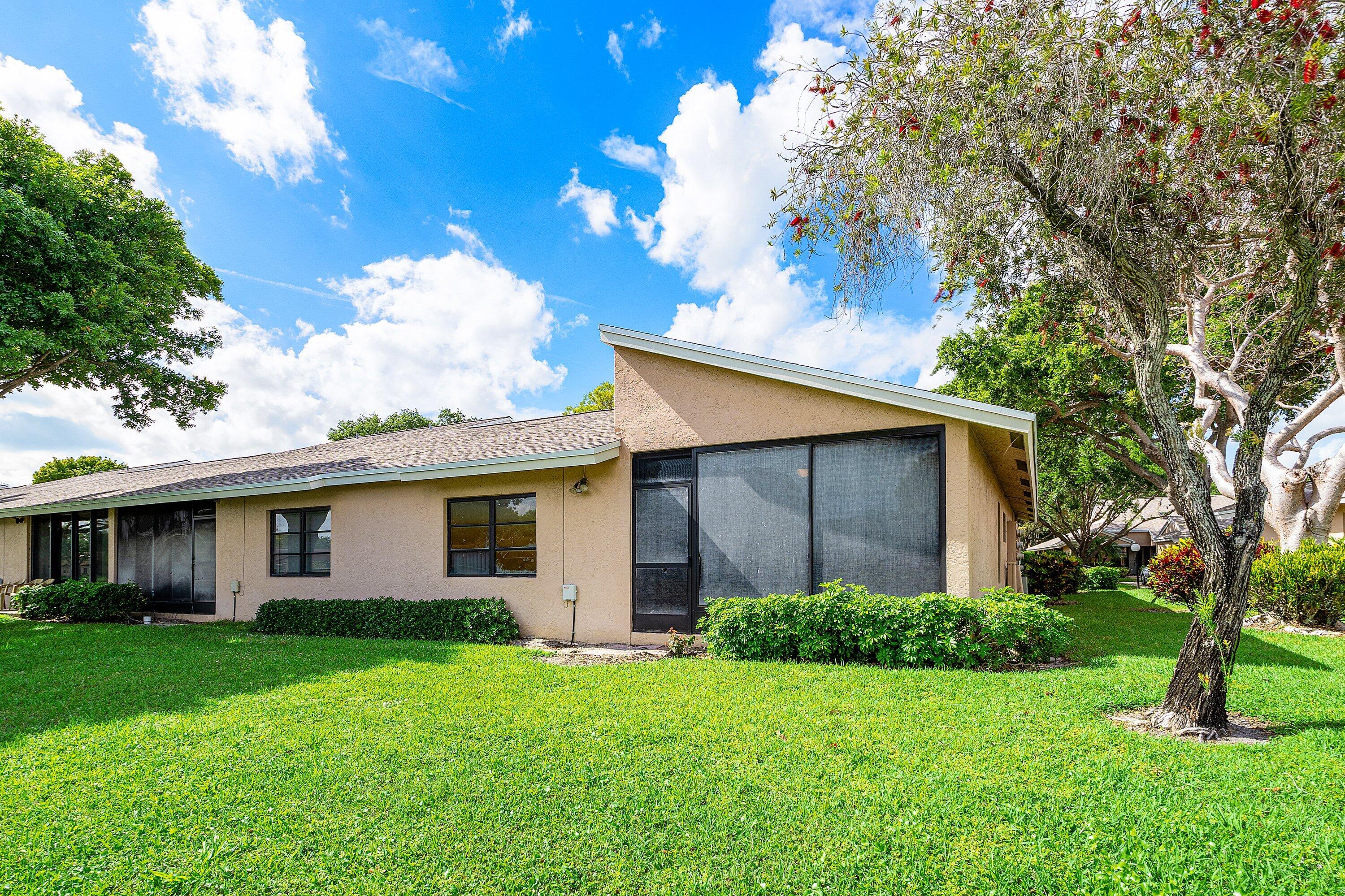 WHISPER WALK SEC E CONDO - Residential