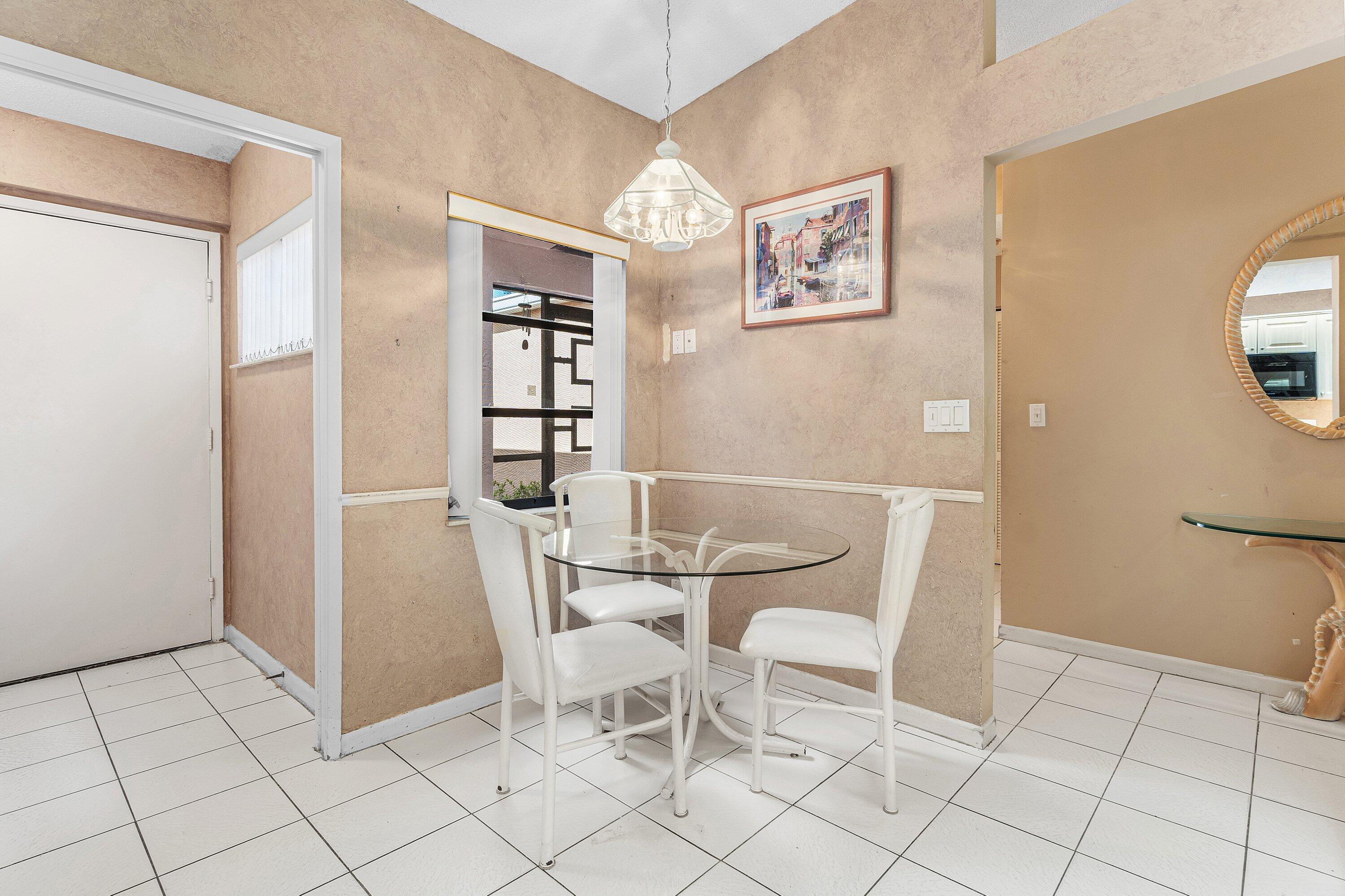 WHISPER WALK SEC E CONDO - Residential