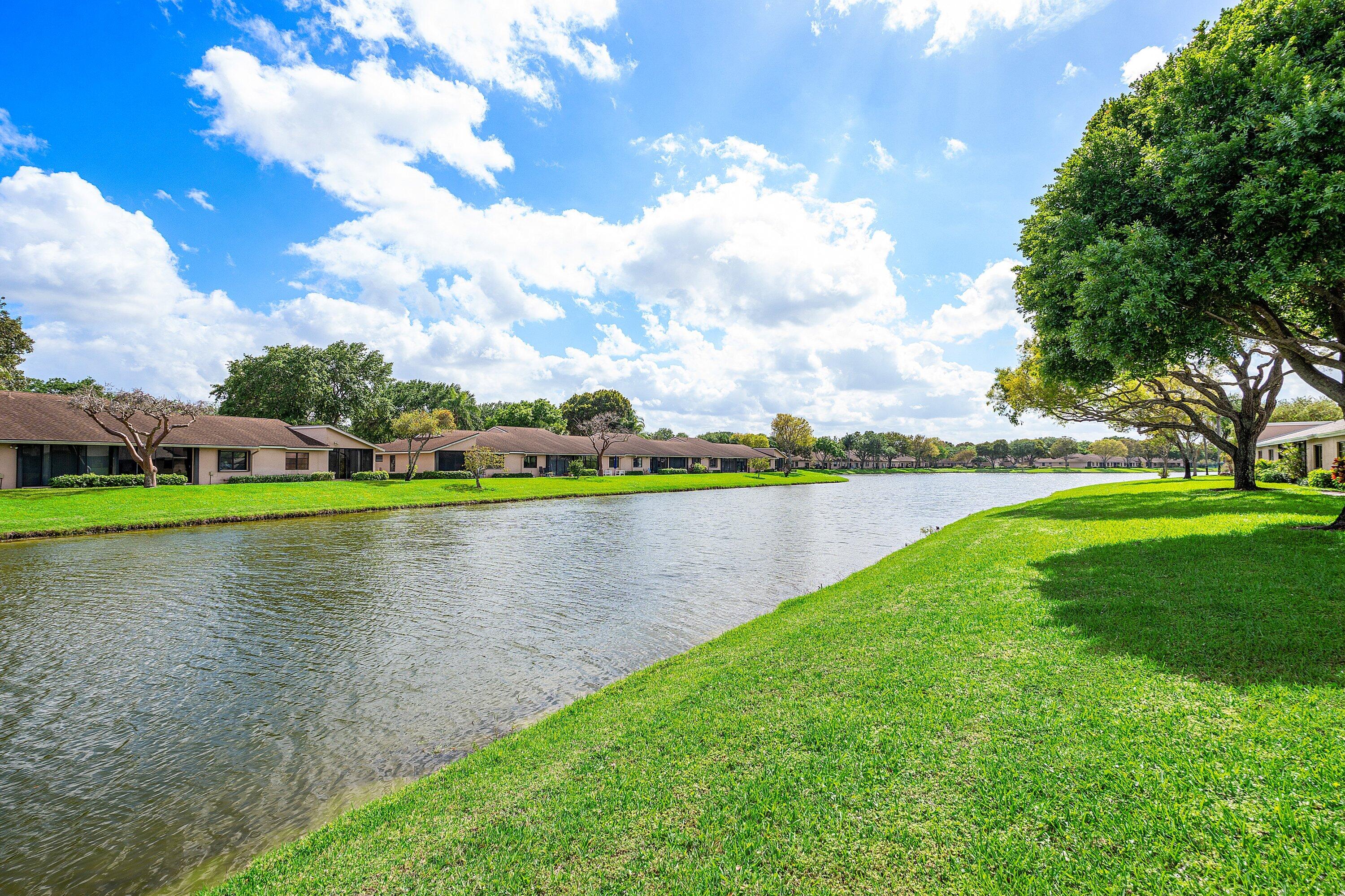 WHISPER WALK SEC E CONDO - Residential