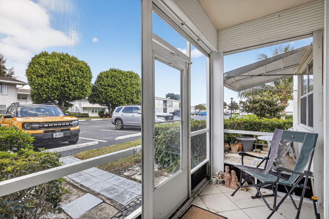 STERLING VILLAGE 480 CONDO - Residential