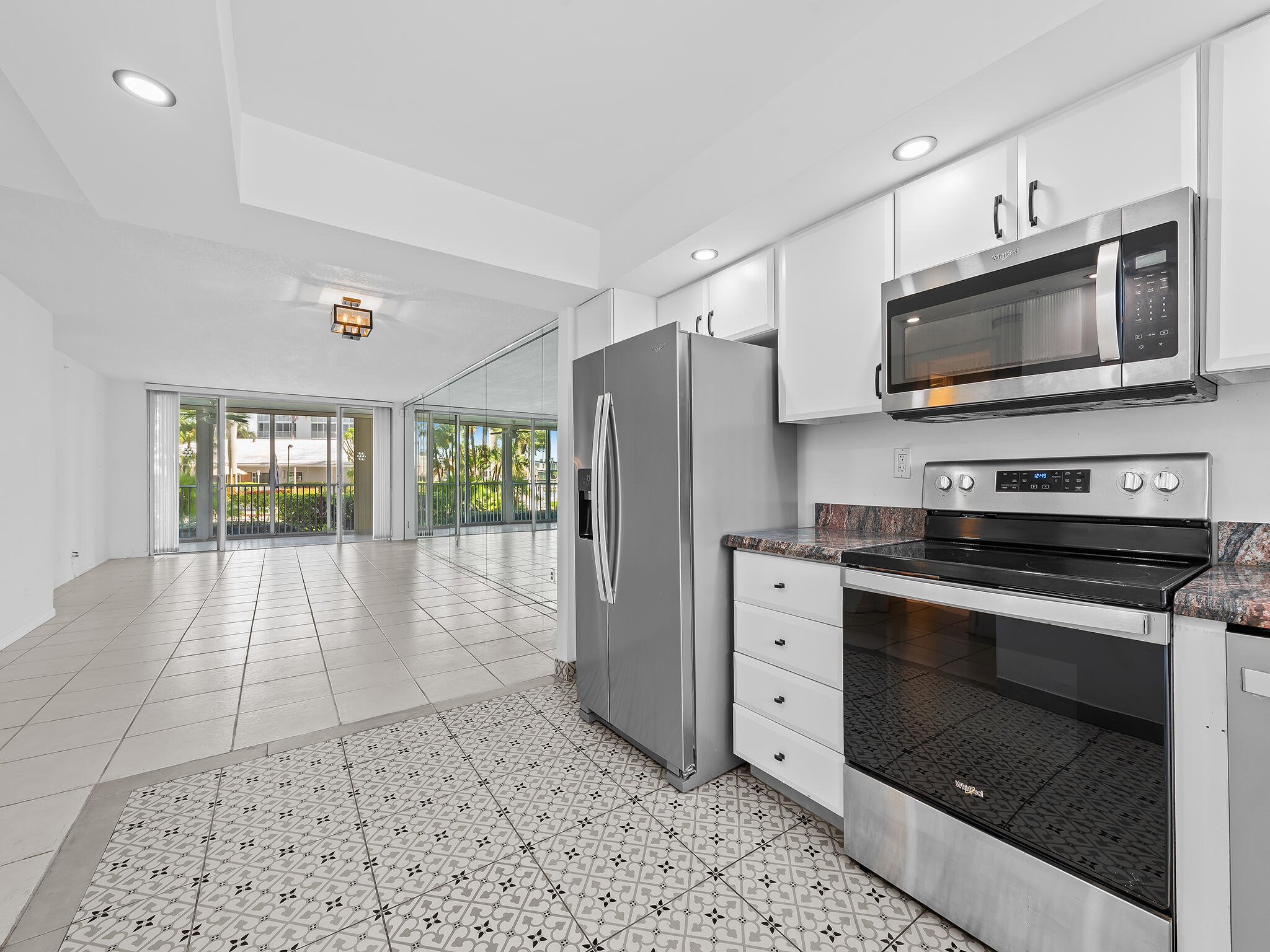 SEAGATE OF HIGHLAND CONDO - Residential Lease