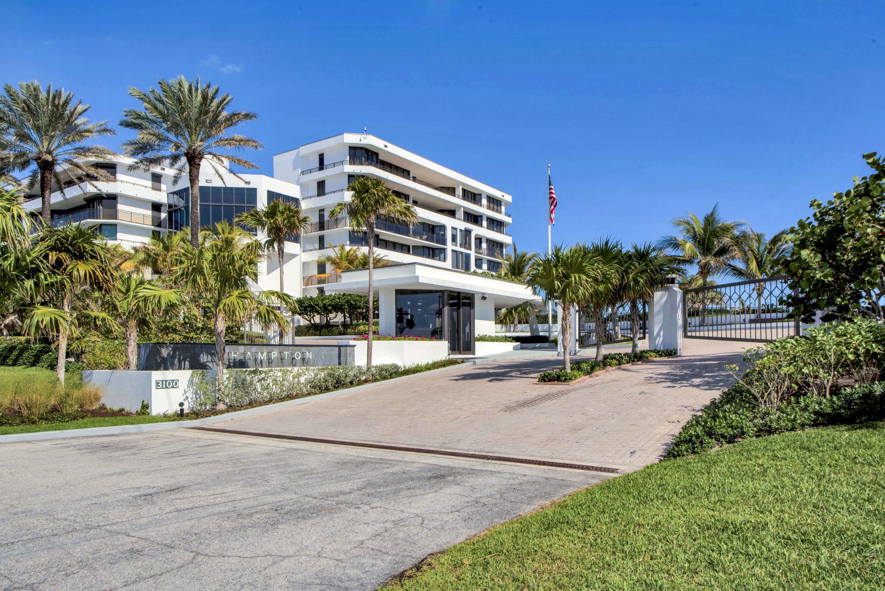 PALM BEACH HAMPTON COND - Residential