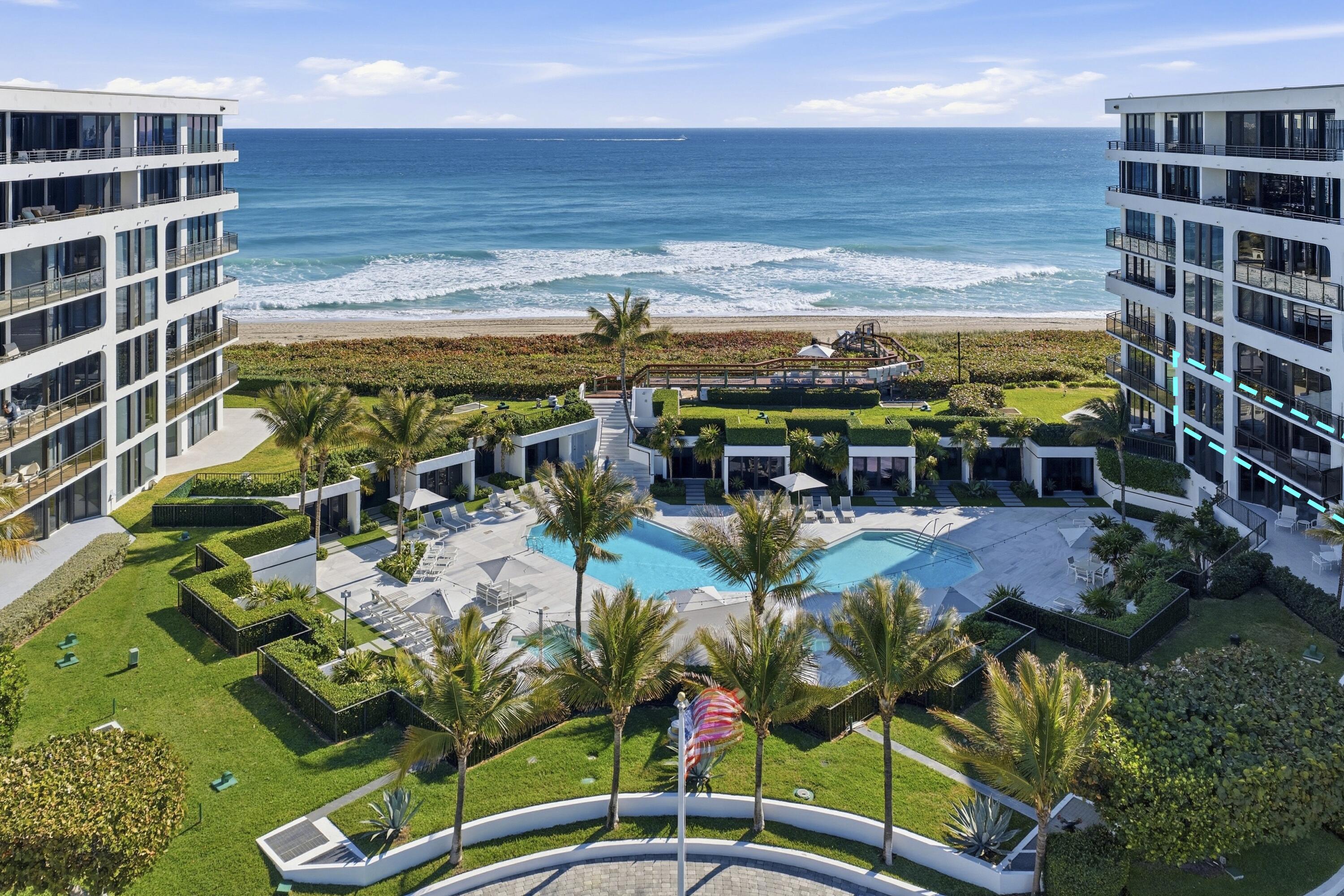 PALM BEACH HAMPTON COND - Residential