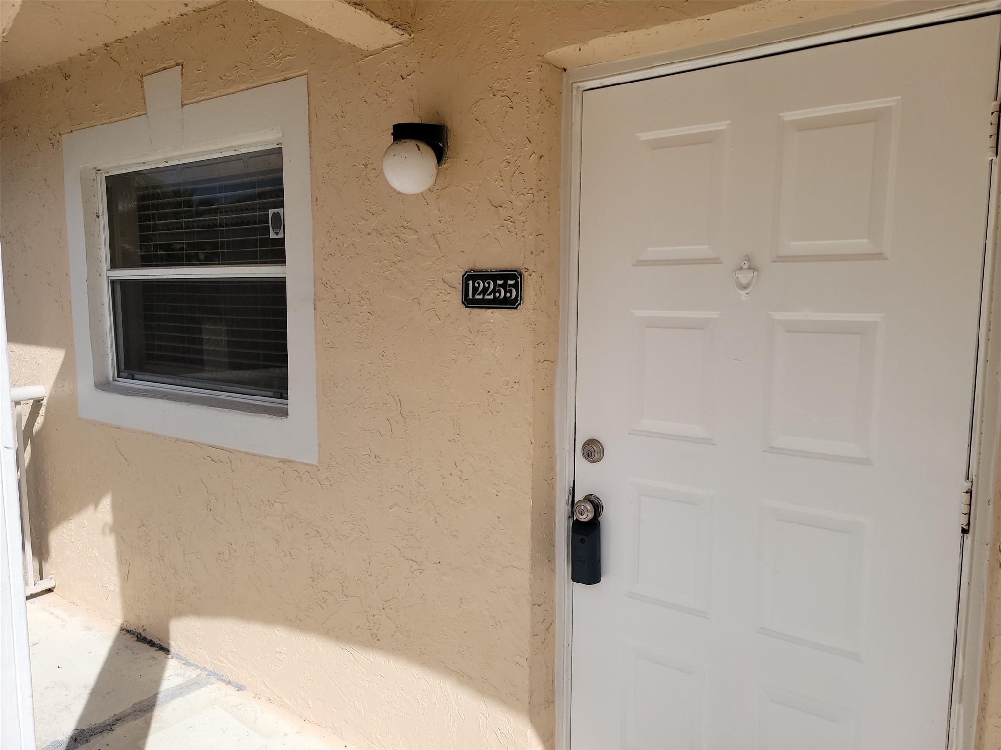 ROYAL GARDENS - Residential Lease