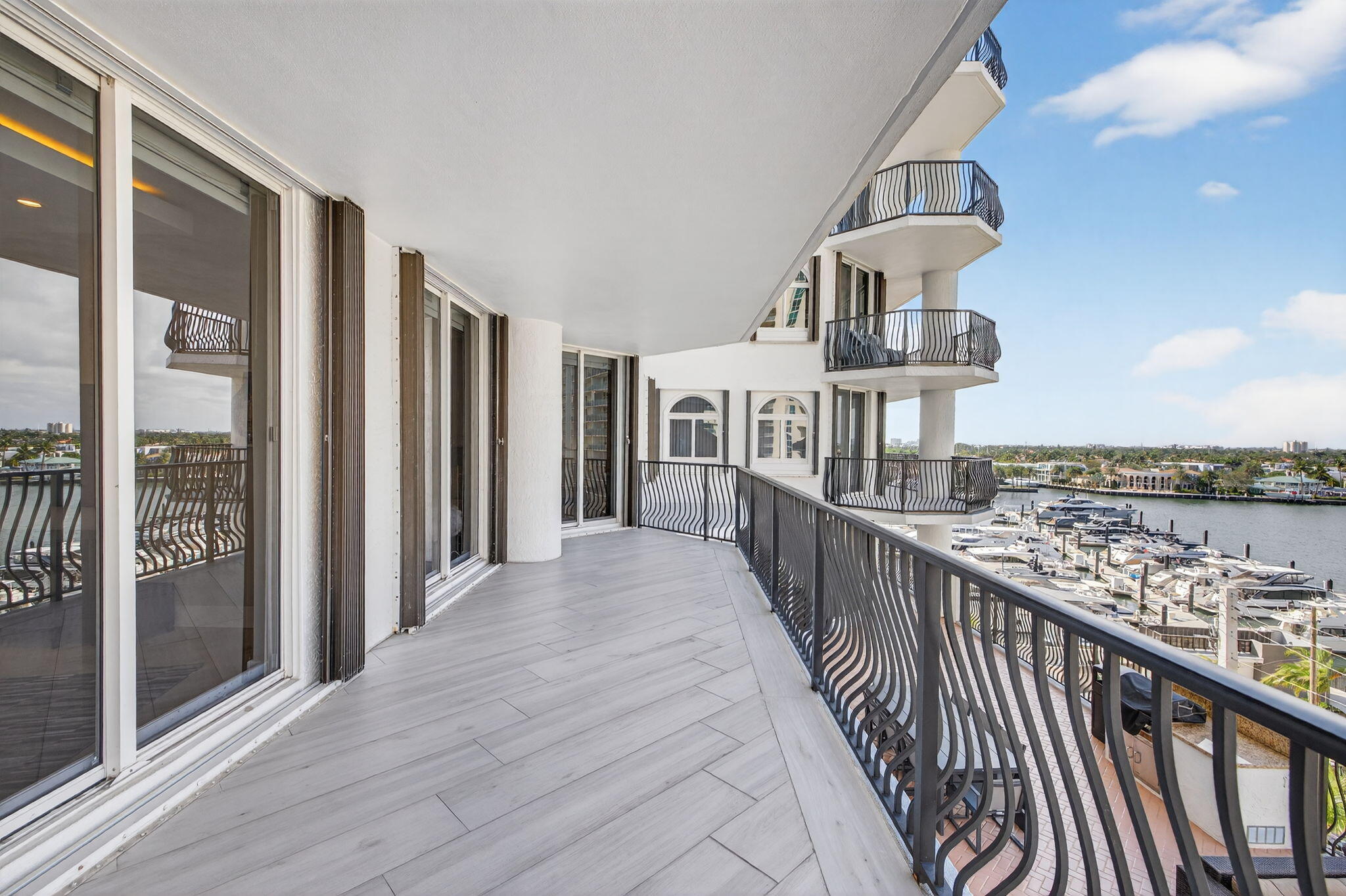 JACKSON TOWER LAS OLAS CONDO - Residential