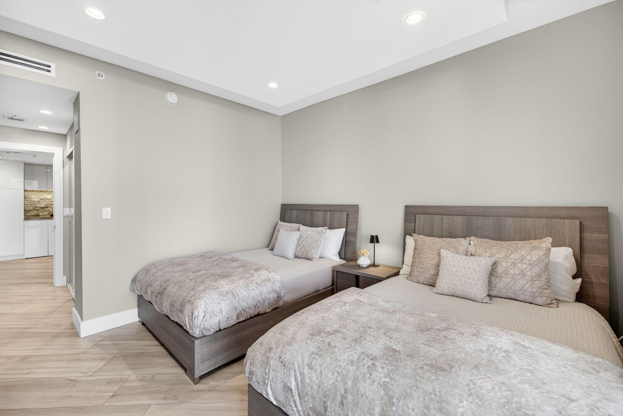 JACKSON TOWER LAS OLAS CONDO - Residential