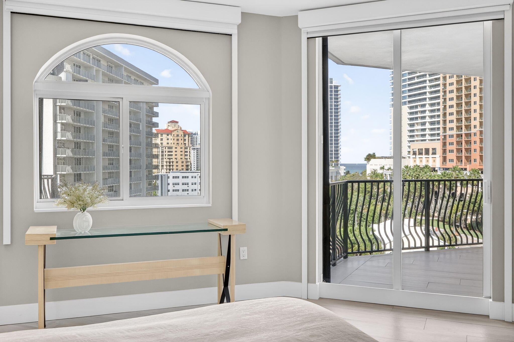 JACKSON TOWER LAS OLAS CONDO - Residential