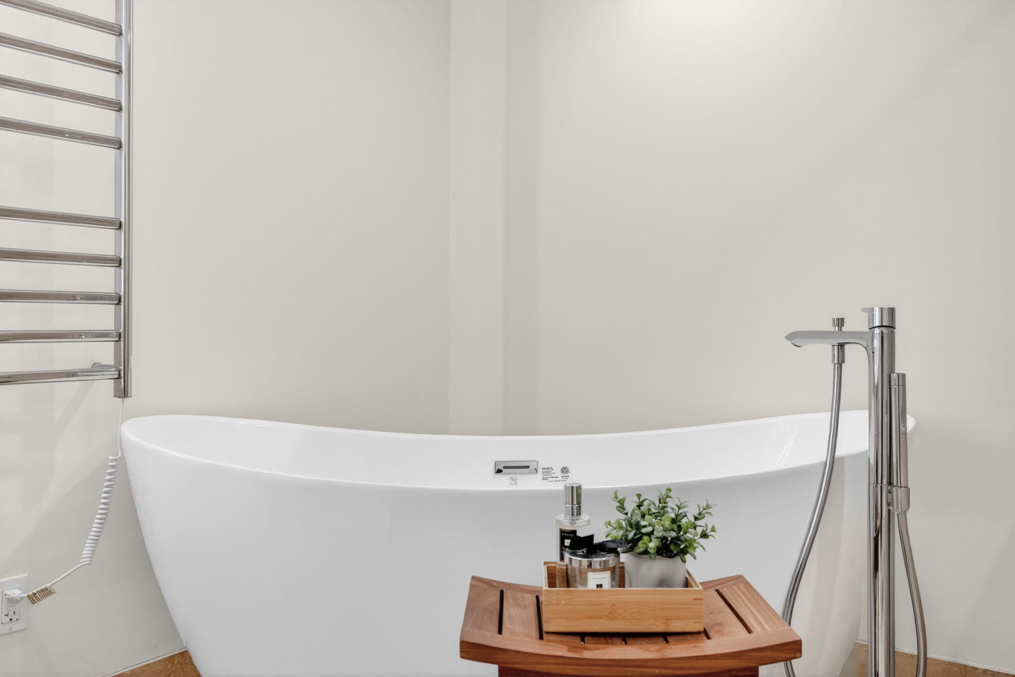 JACKSON TOWER LAS OLAS CONDO - Residential