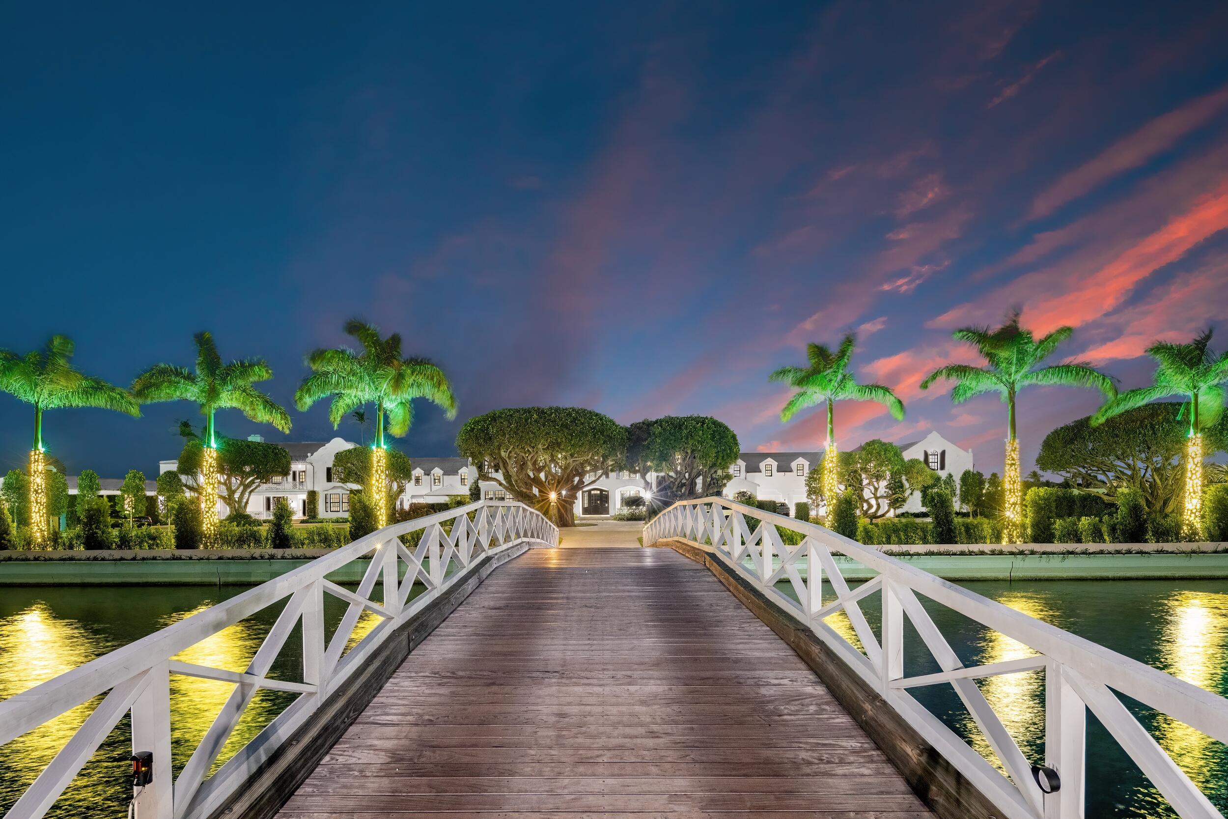 EL BRAVO PARK - Residential