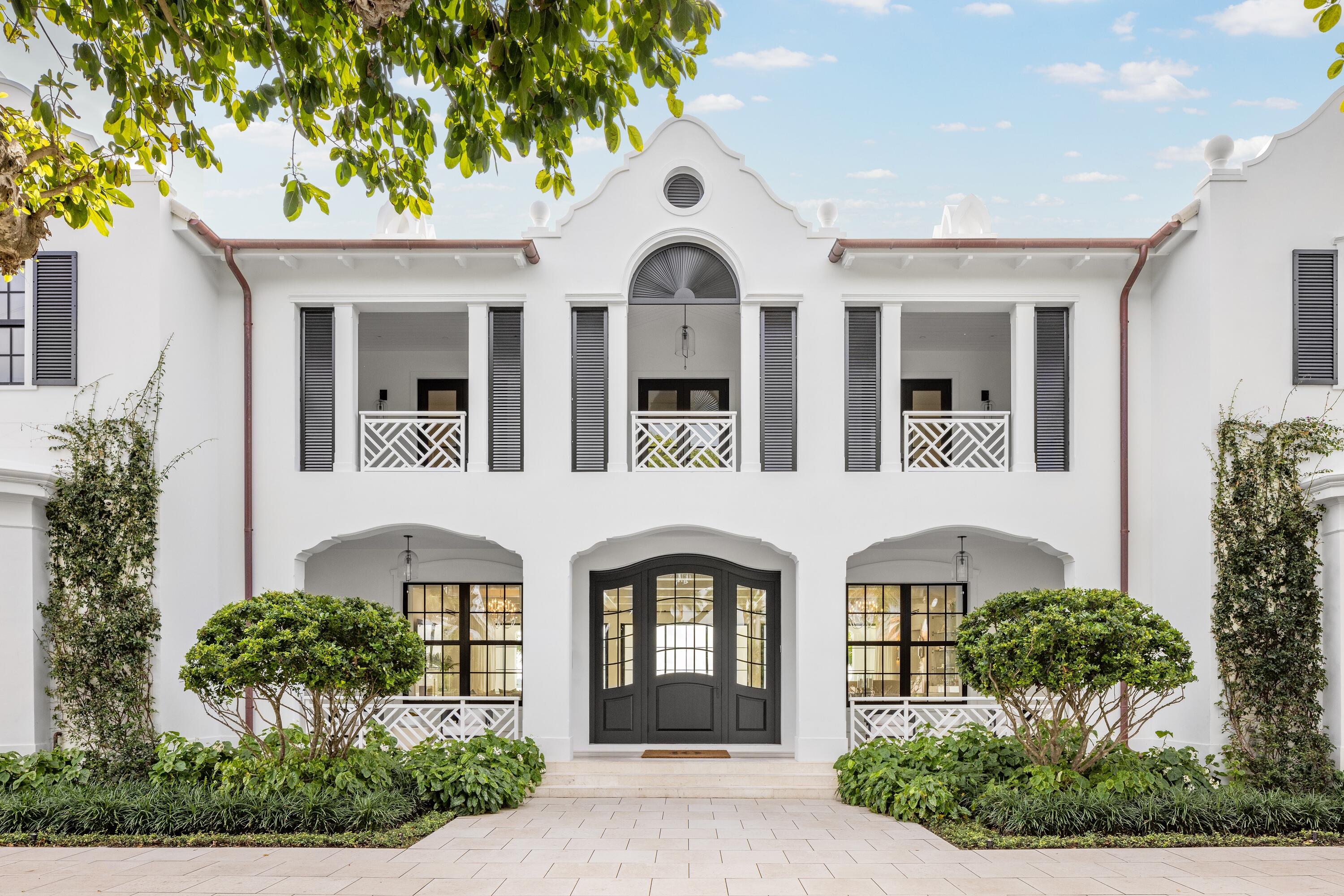 EL BRAVO PARK - Residential