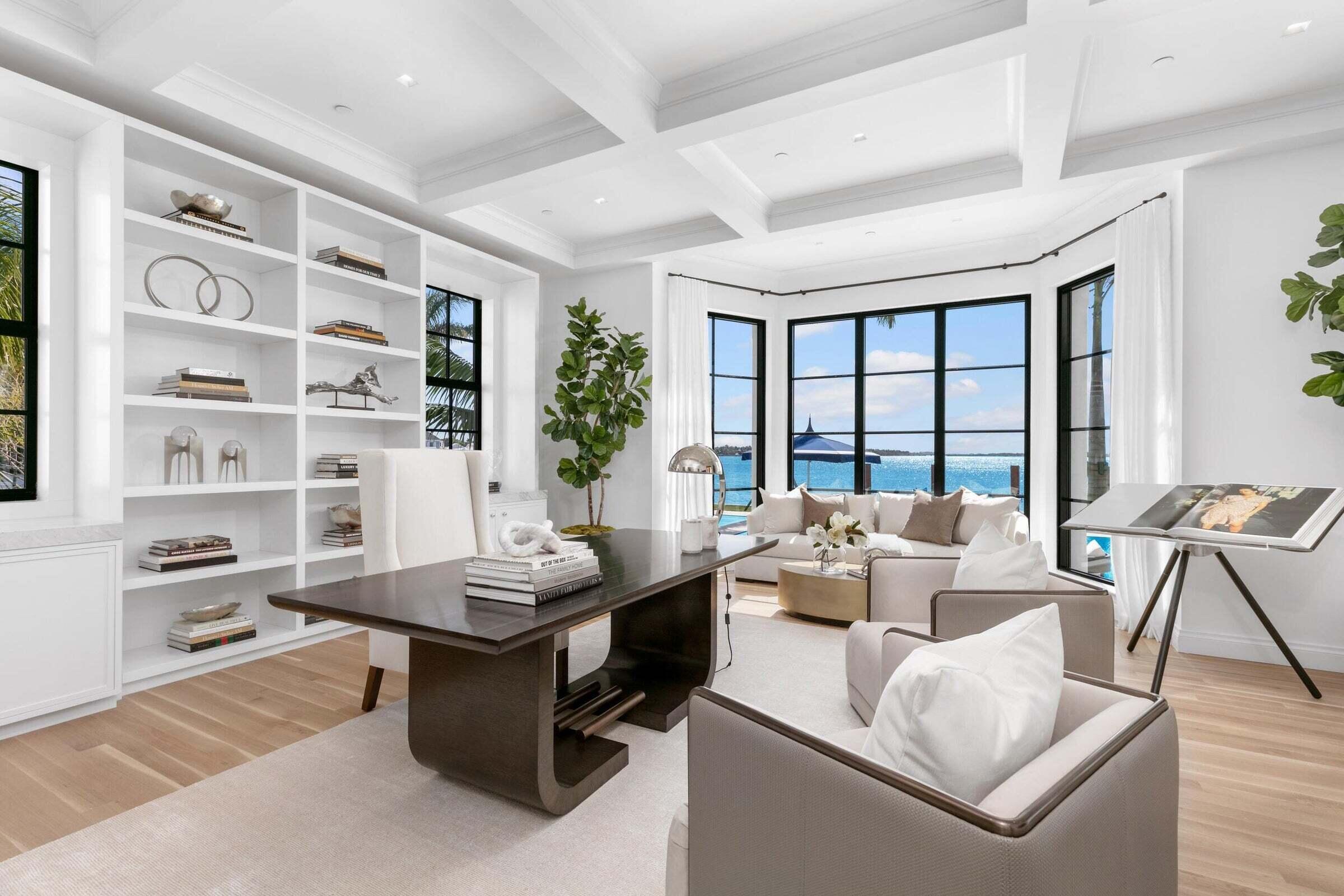 EL BRAVO PARK - Residential