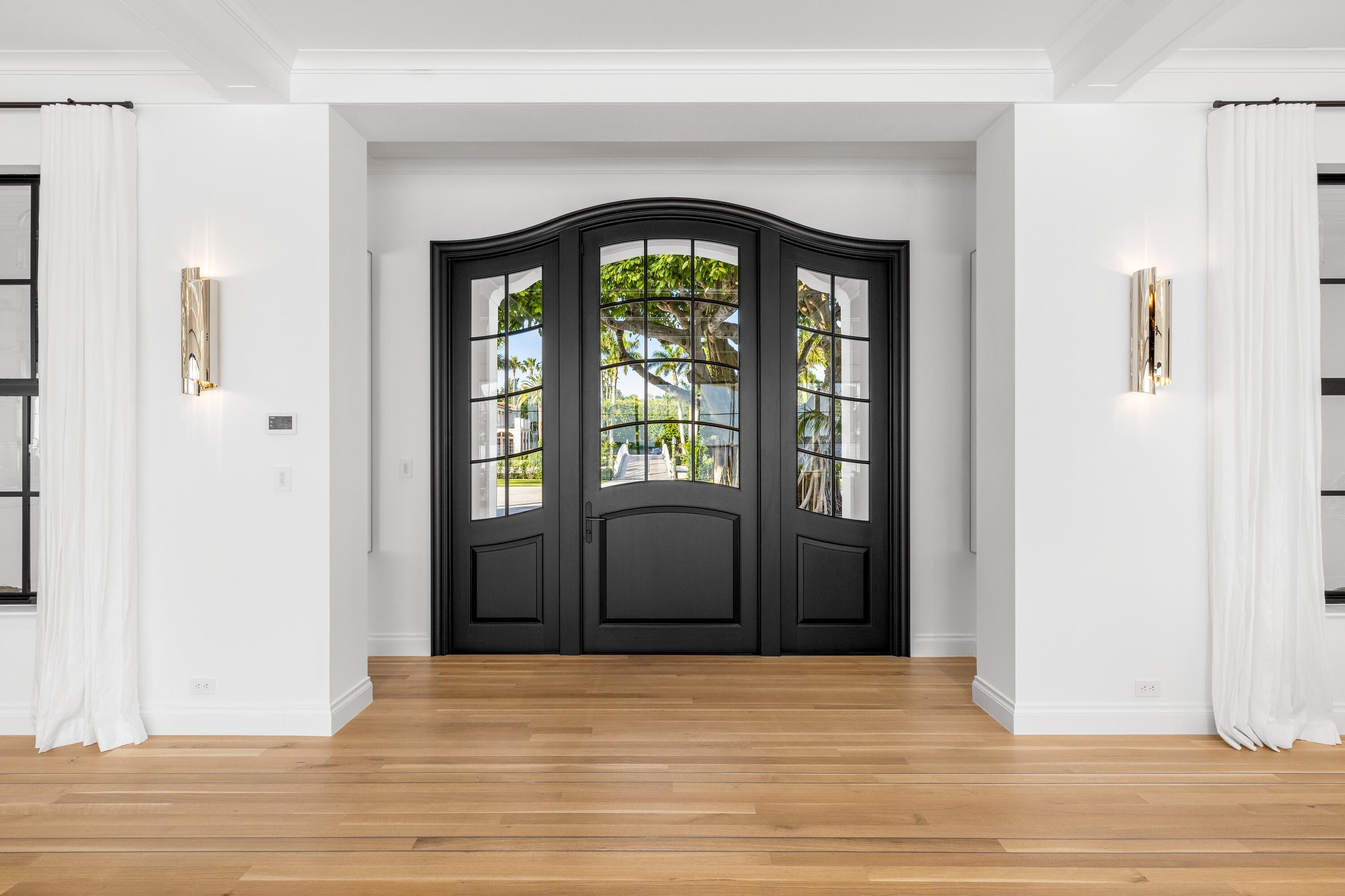 EL BRAVO PARK - Residential