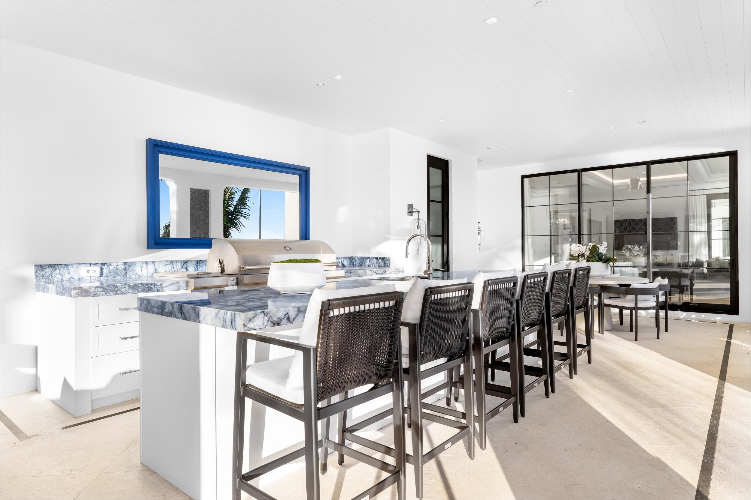 EL BRAVO PARK - Residential