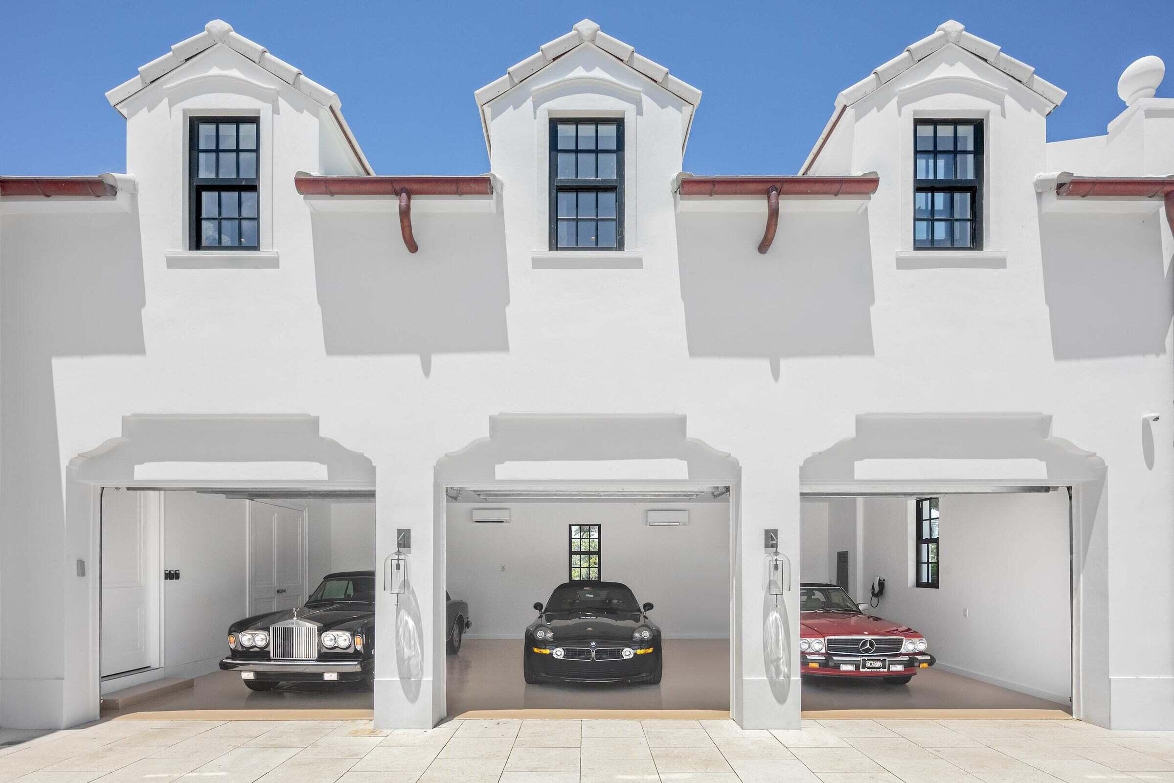 EL BRAVO PARK - Residential