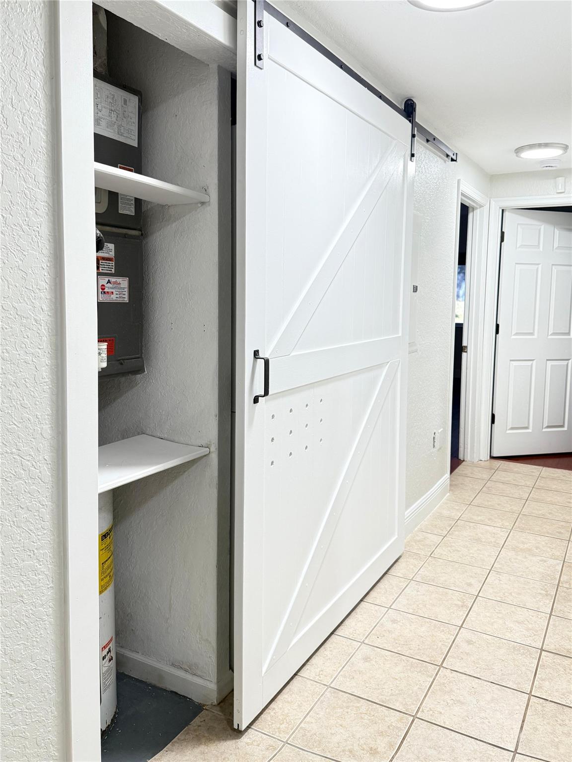 ROYAL RIVER CONDO - Residential Lease