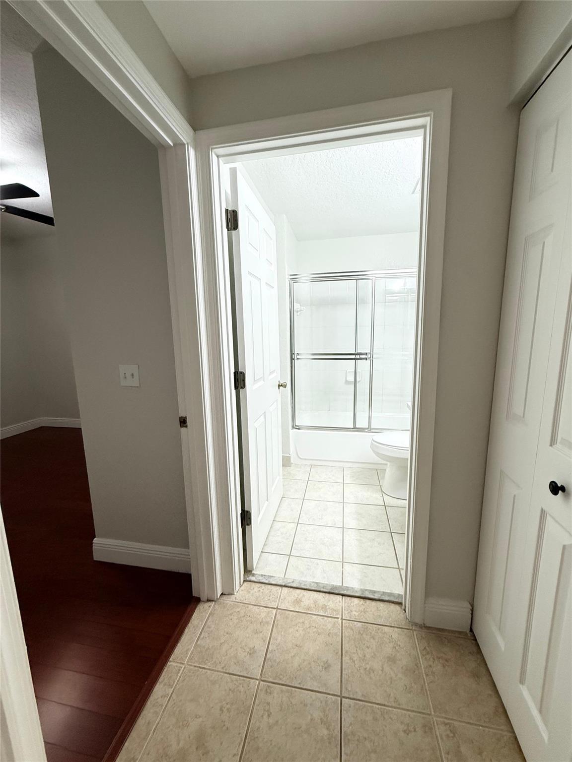 ROYAL RIVER CONDO - Residential Lease