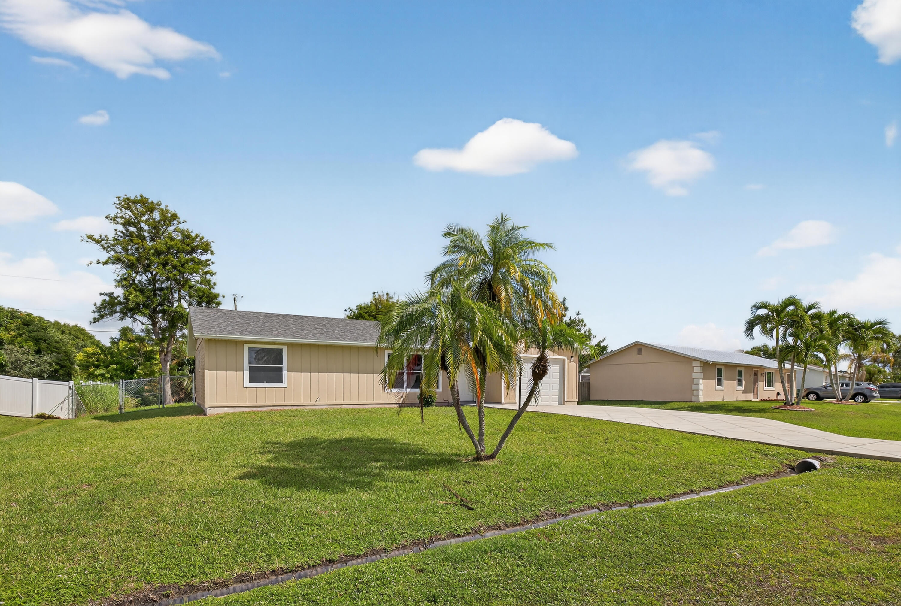 PORT ST LUCIE SECTION 30 - Residential