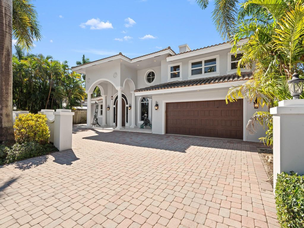 Photo of 103 Fiesta Way, Fort Lauderdale, FL 33301 (MLS # F10537228)
