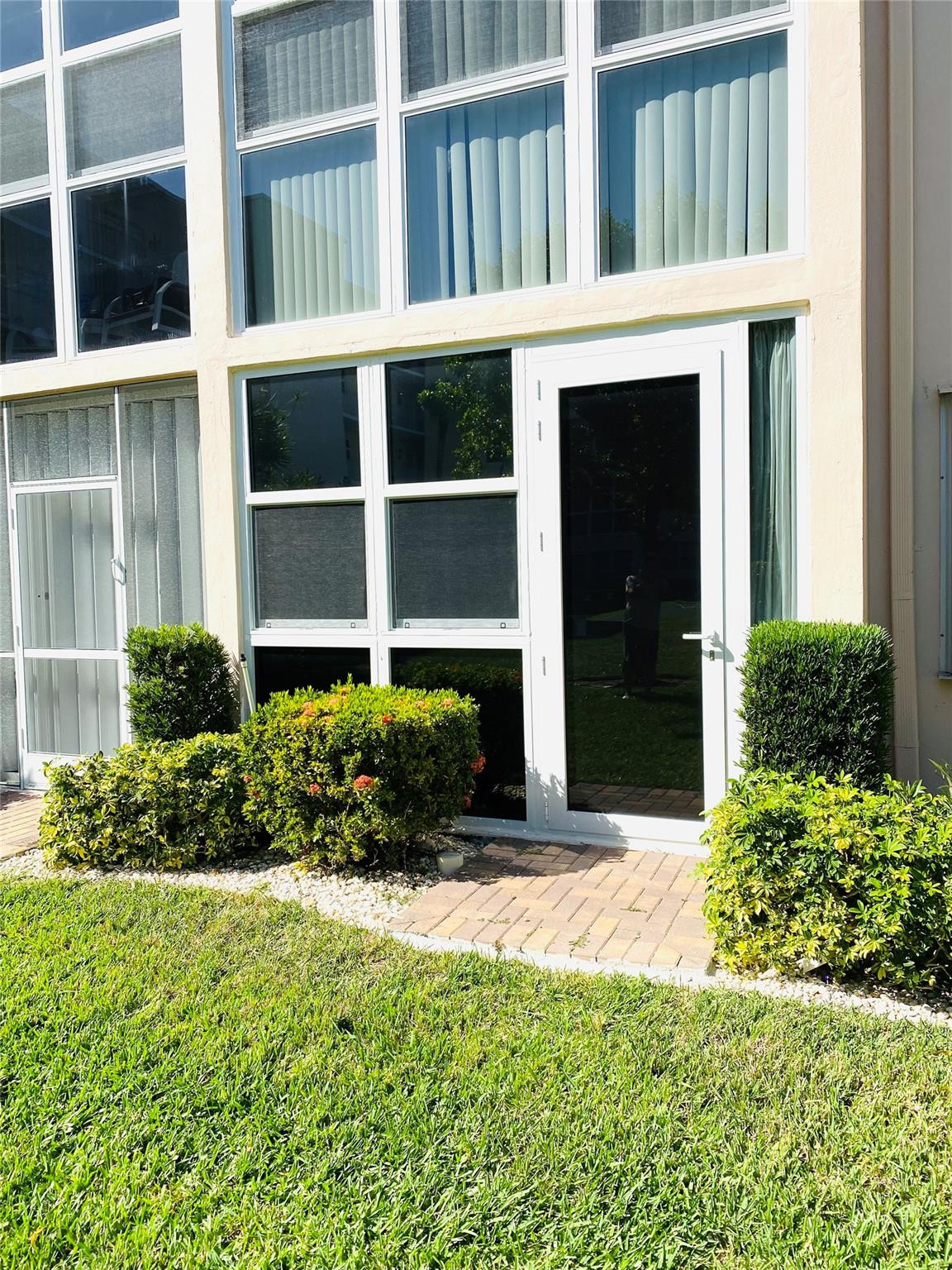 Leisure Gardens Condo - Residential Lease