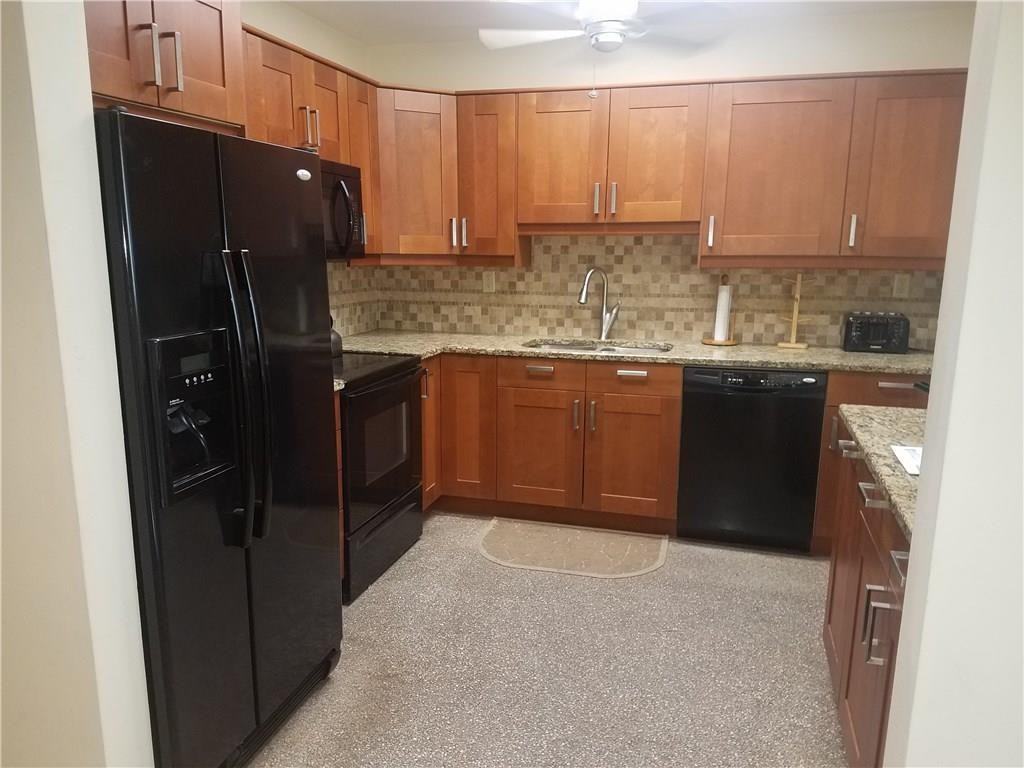 Sunrise Golf Village Sec - Residential